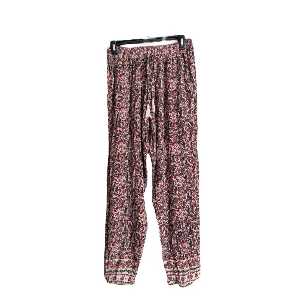 Floral Patterned‎ Pants